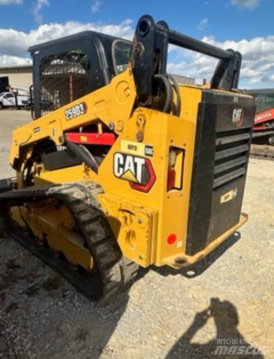 CAT 259D3 滑移装载机