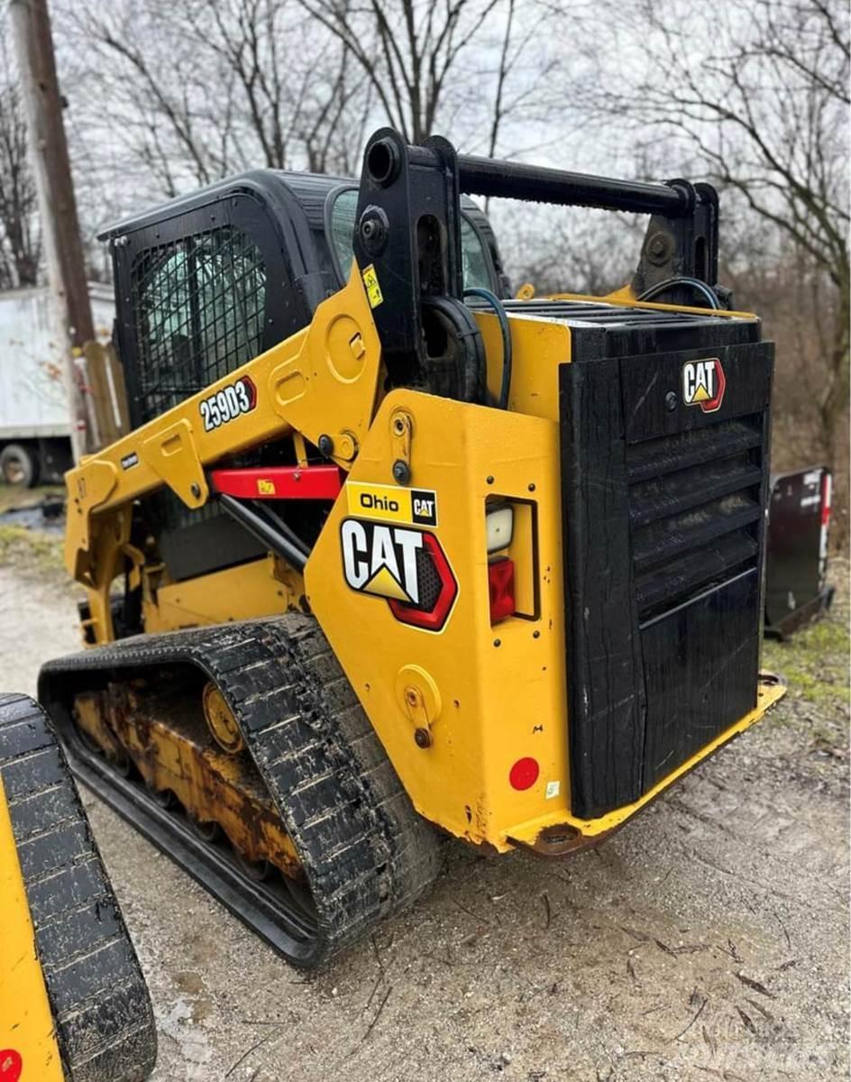 CAT 259D3 滑移装载机