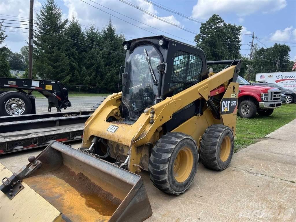 CAT 262D 滑移装载机