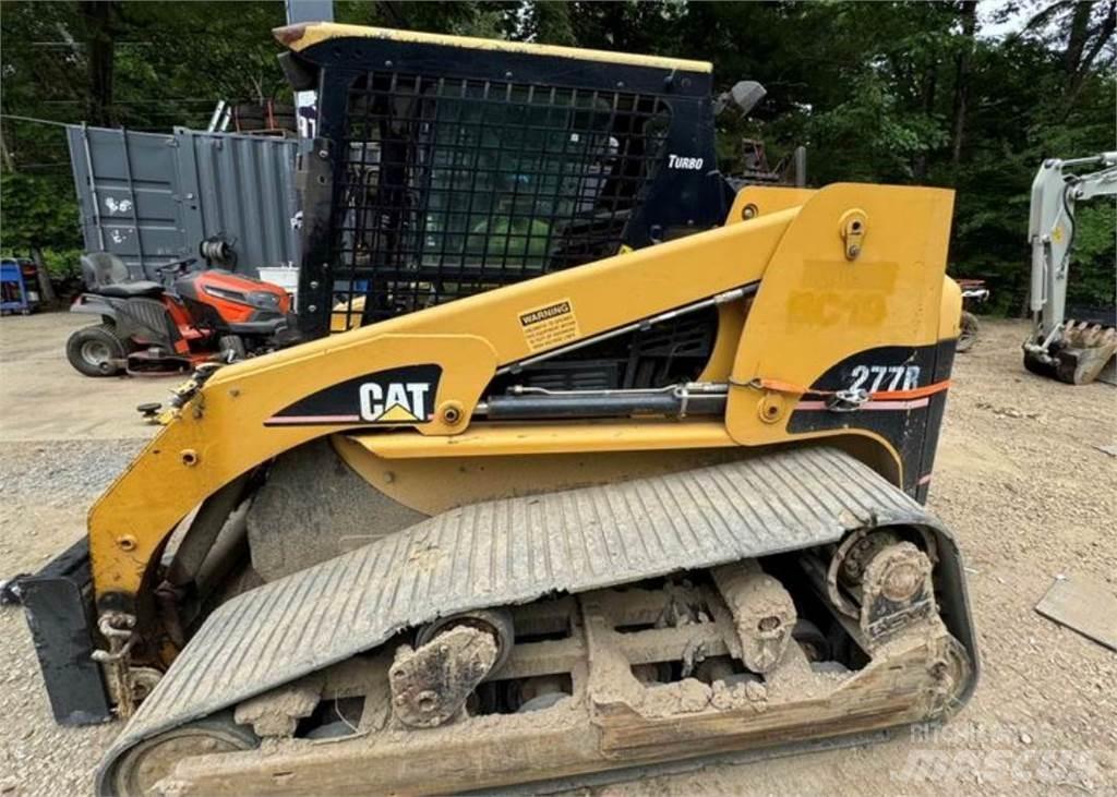 CAT 277B 滑移装载机