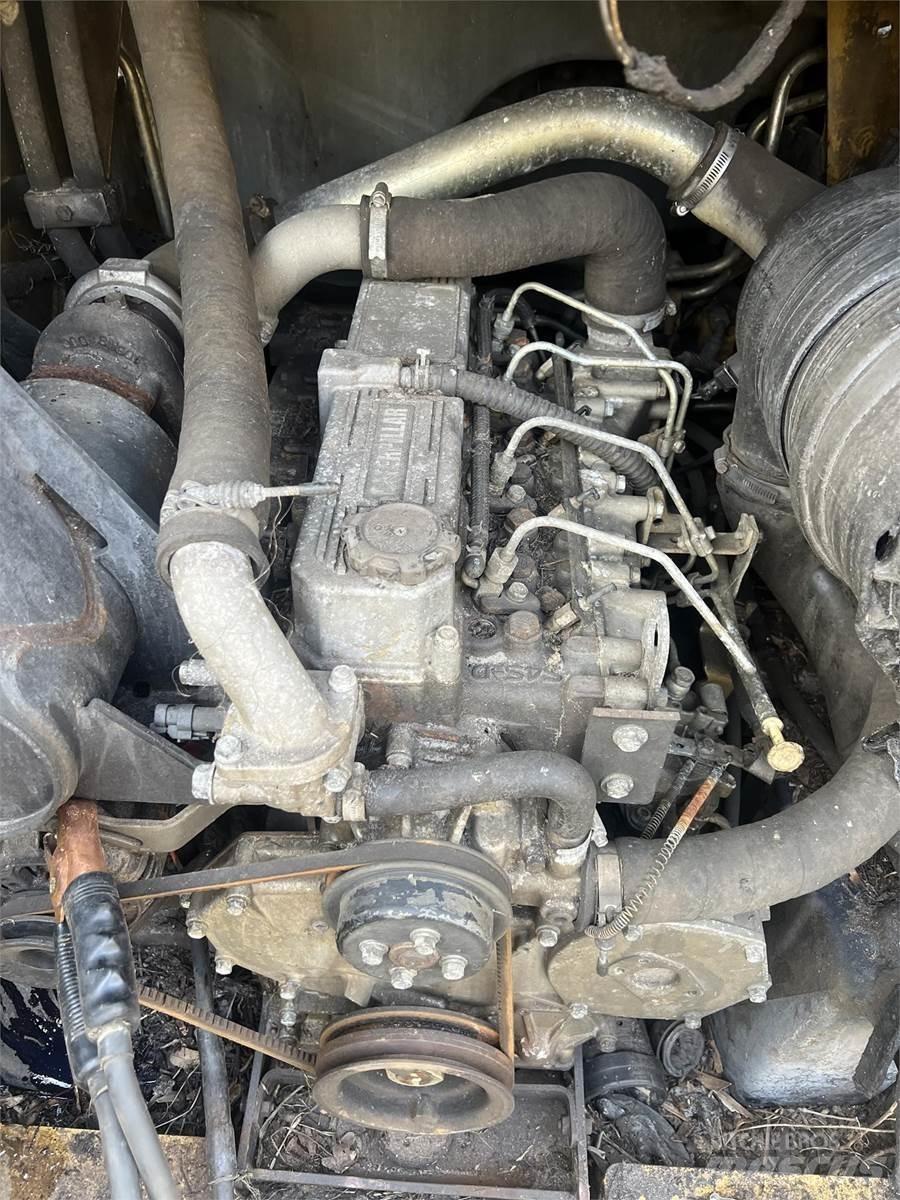 CAT 277C 松土机