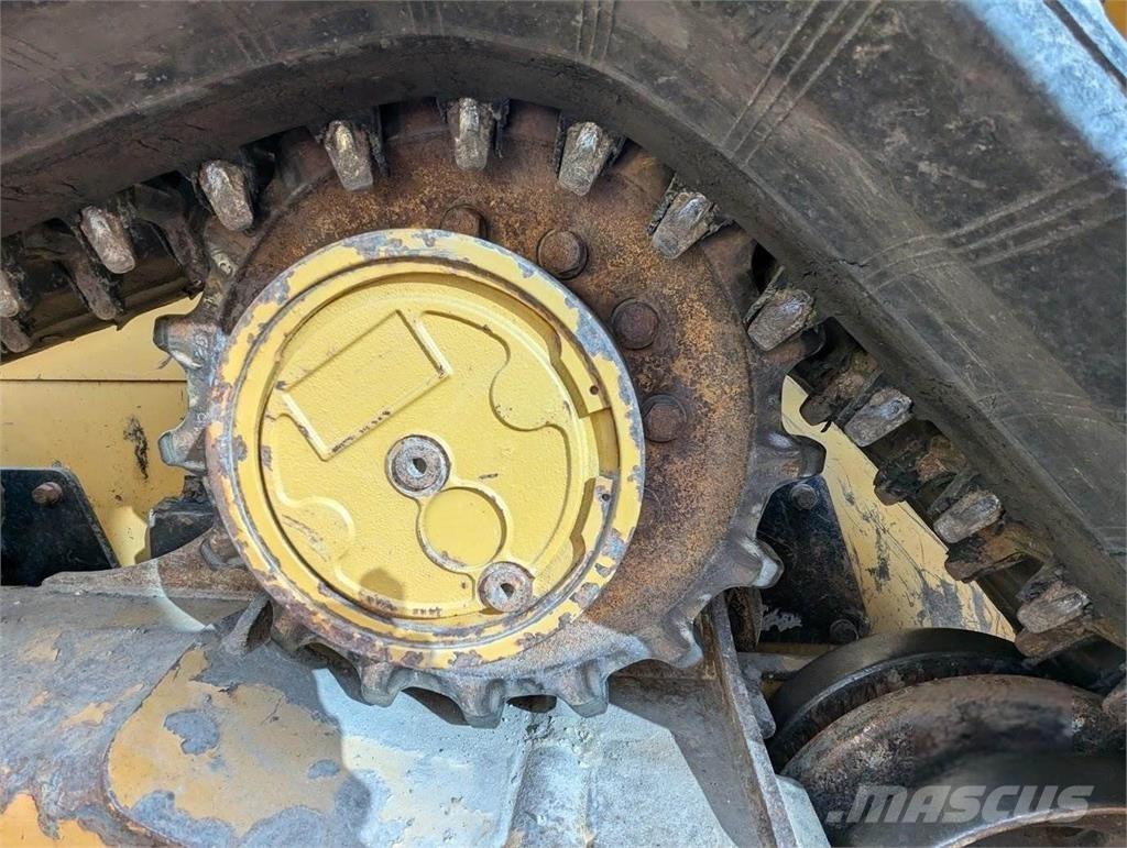 CAT 279D 滑移装载机