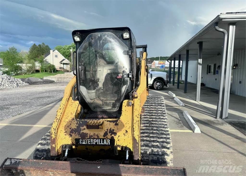 CAT 299D 滑移装载机