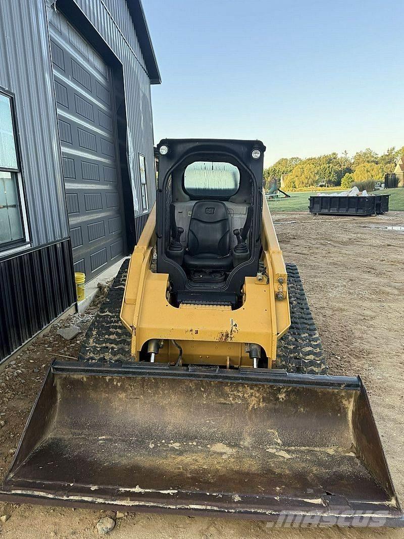 CAT 299D 滑移装载机