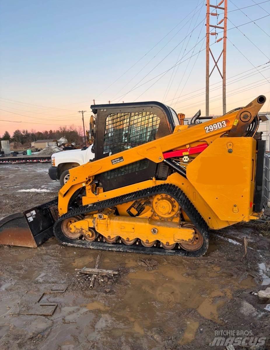 CAT 299D3 滑移装载机