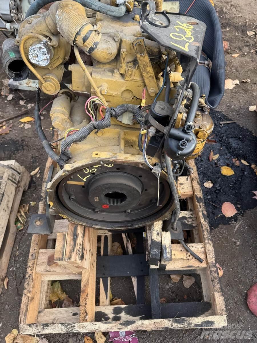 CAT 3024 发动机