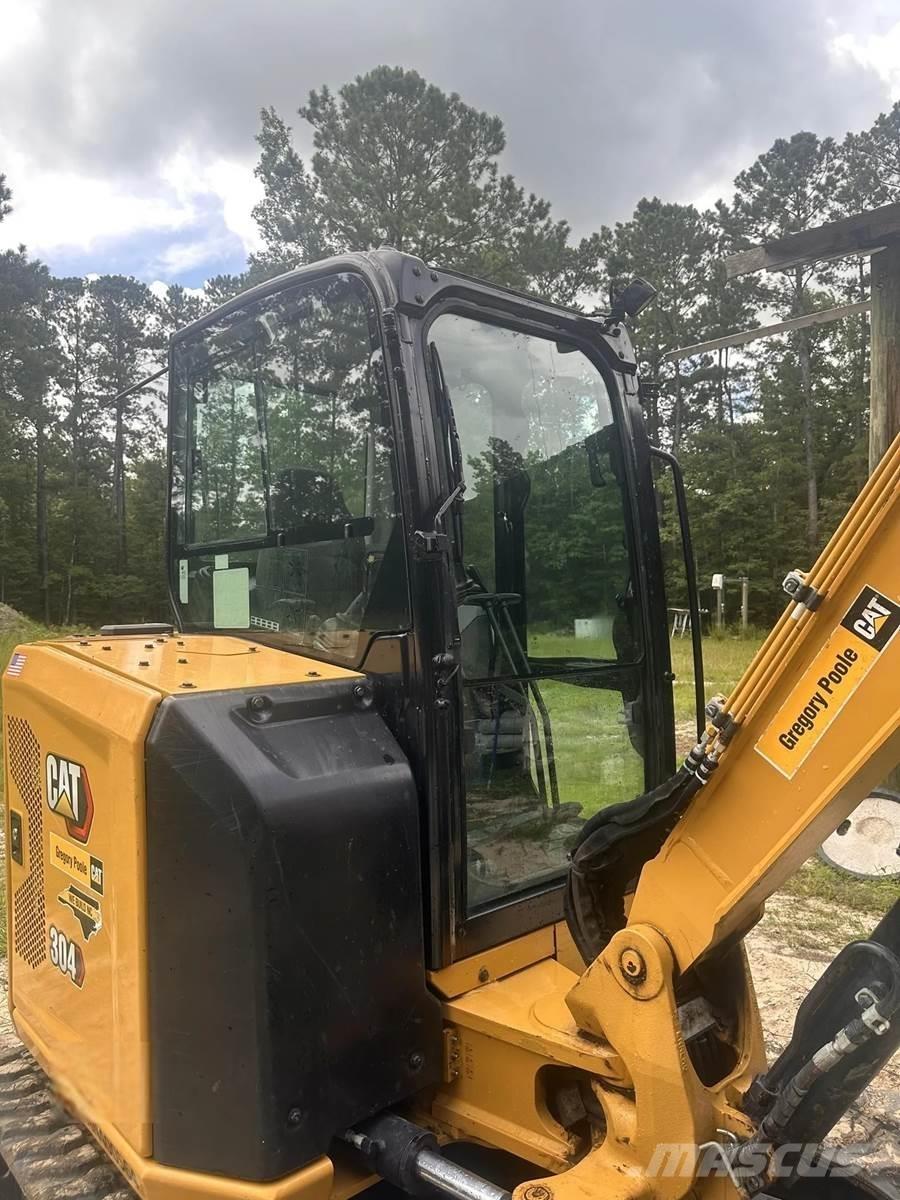 CAT 304 小型挖掘机