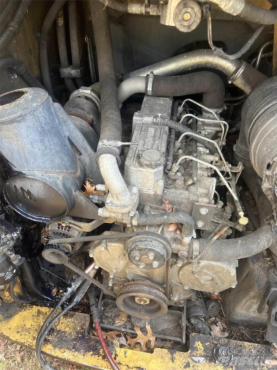 CAT 3044T 发动机
