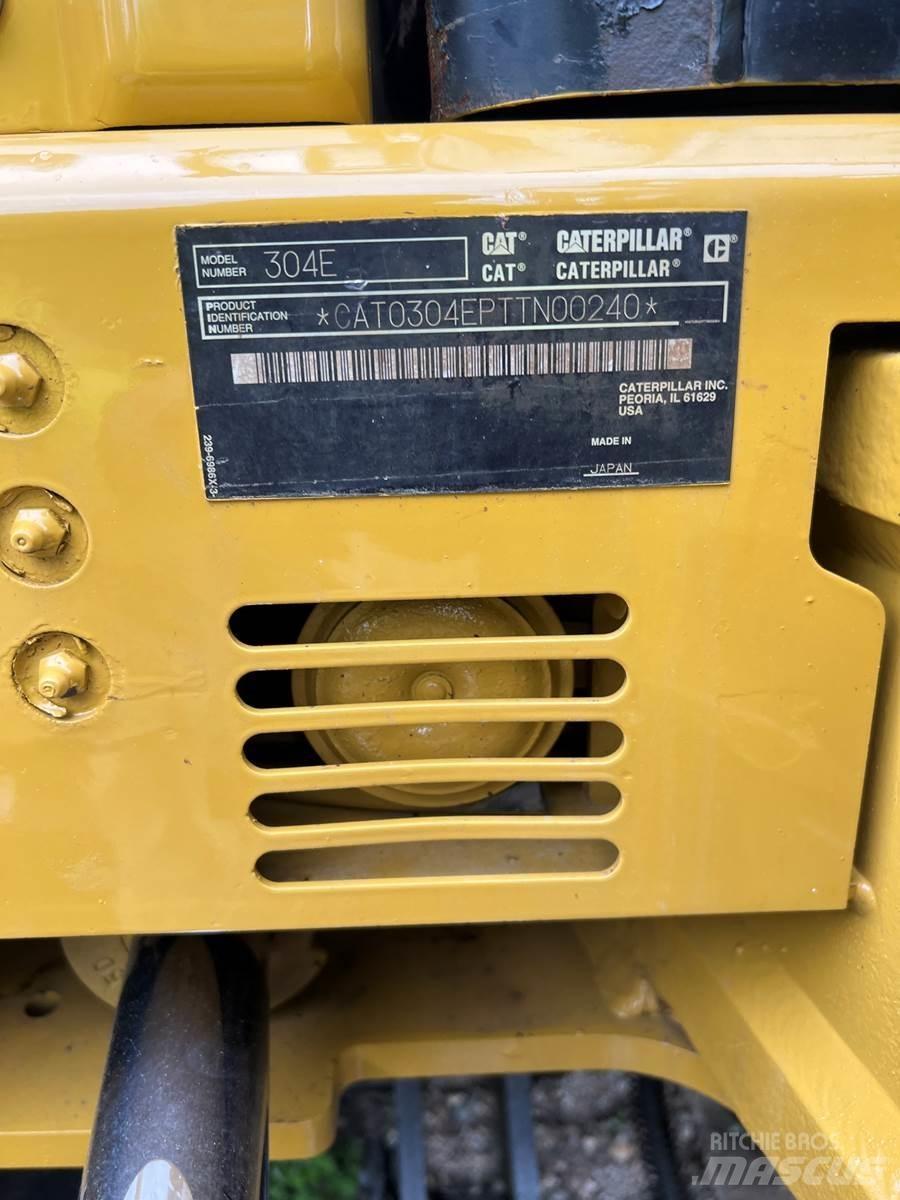 CAT 304E 小型挖掘机