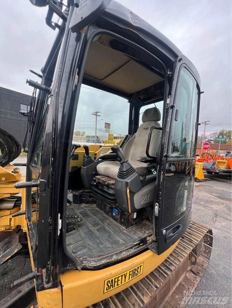CAT 308D 履带挖掘机