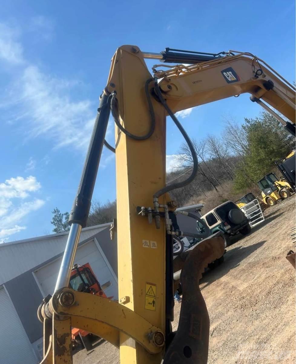 CAT 310 履带挖掘机