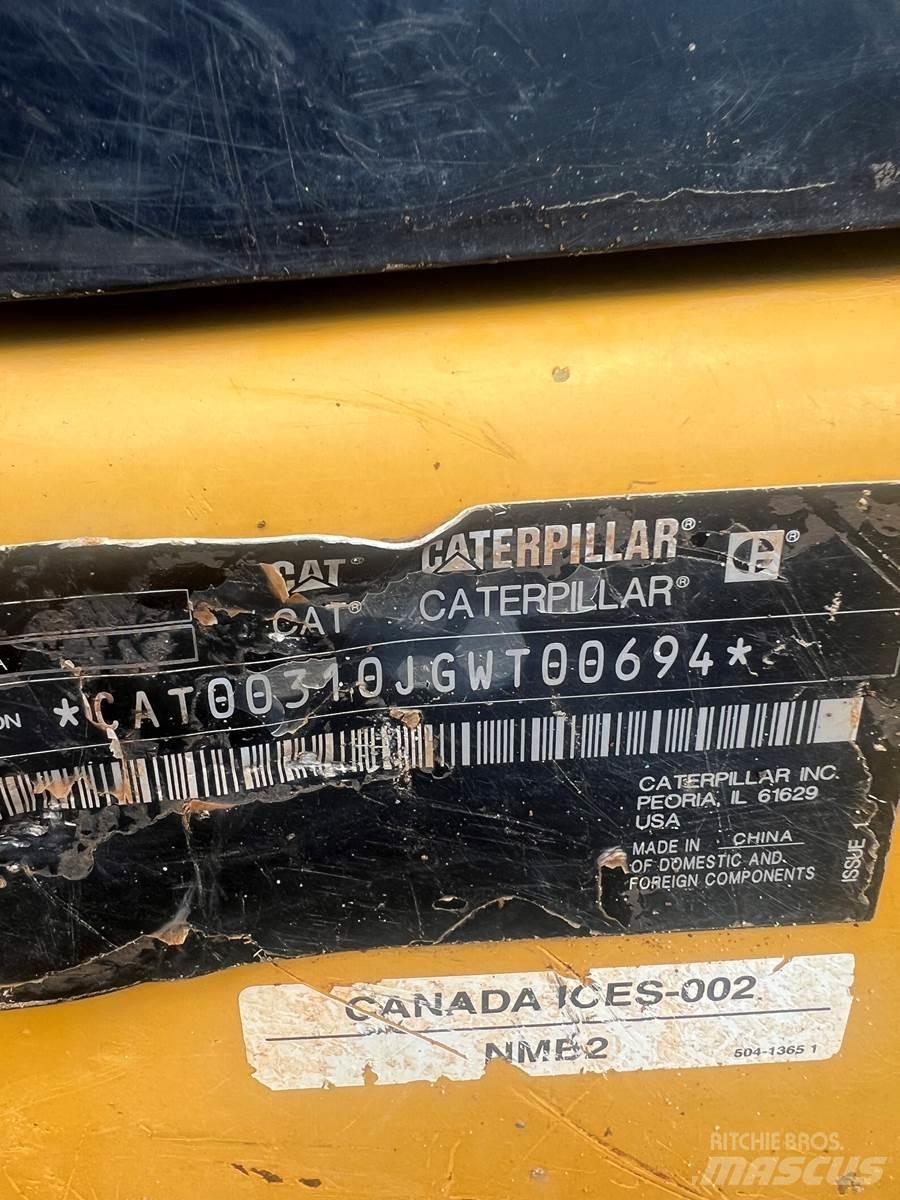 CAT 310 履带挖掘机