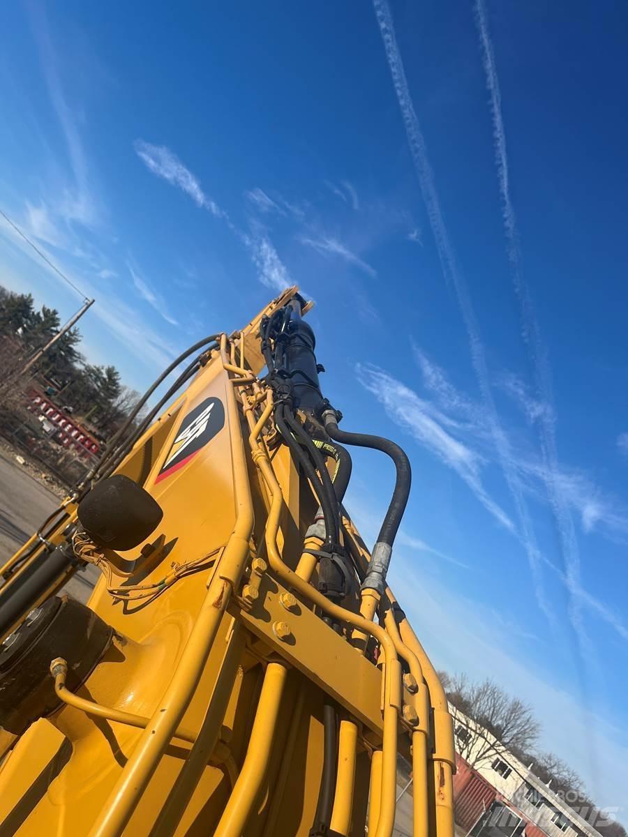 CAT 313FL 履带挖掘机