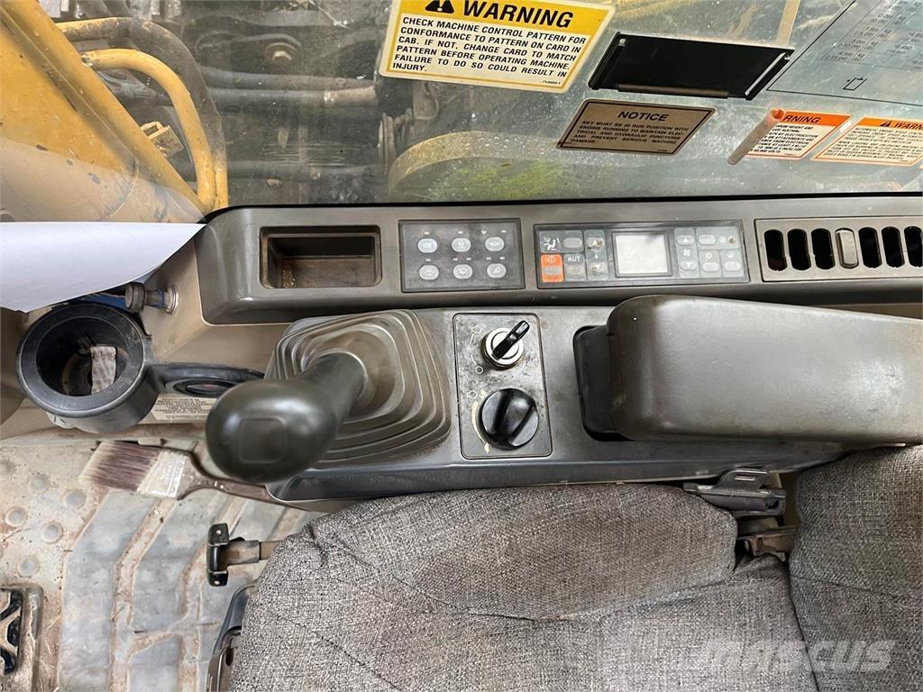 CAT 315CL 履带挖掘机
