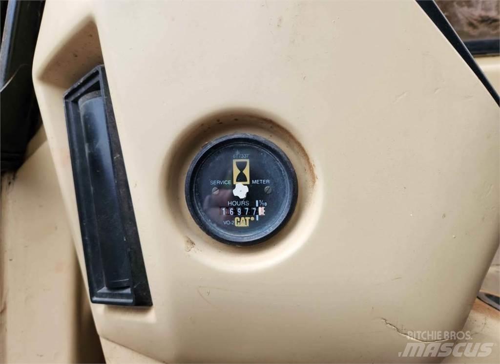 CAT 315L 履带挖掘机
