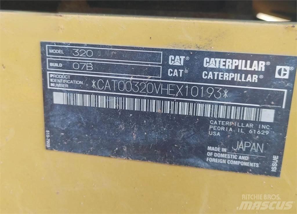 CAT 320 履带挖掘机