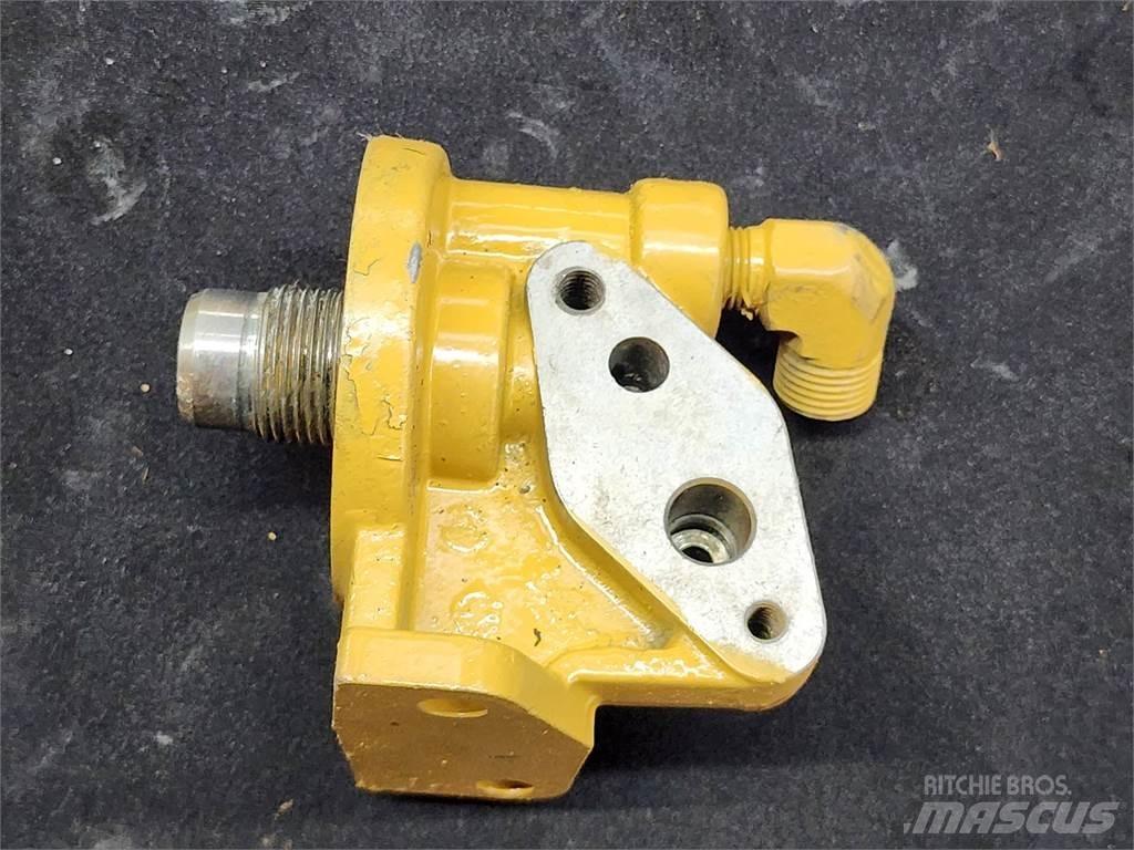 CAT 3208 发动机