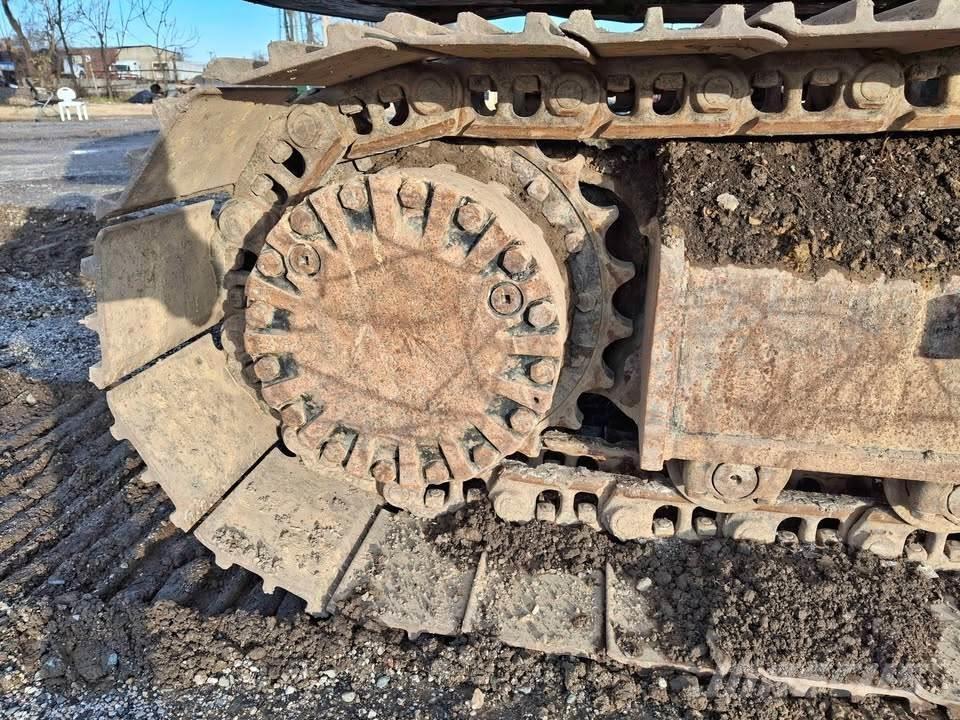 CAT 320BL 履带挖掘机