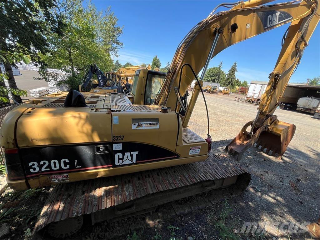 CAT 320CL 履带挖掘机