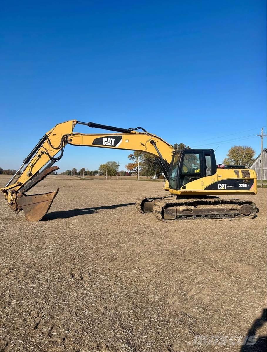 CAT 320DL 履带挖掘机