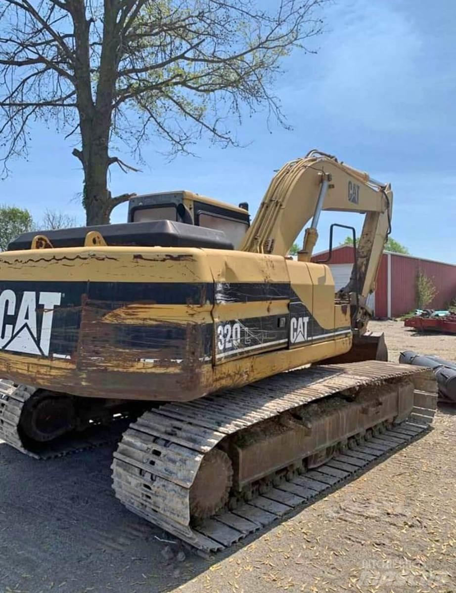 CAT 320L 履带挖掘机