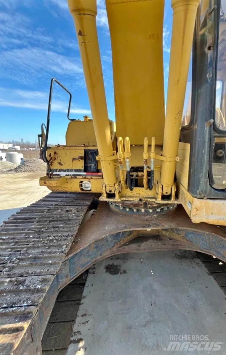CAT 320L 履带挖掘机
