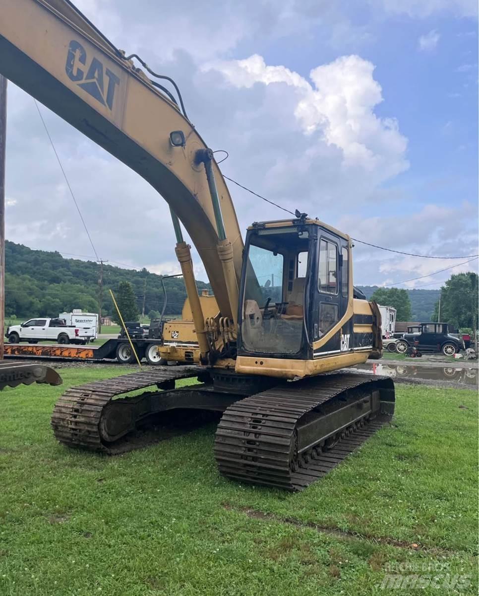 CAT 320L 履带挖掘机
