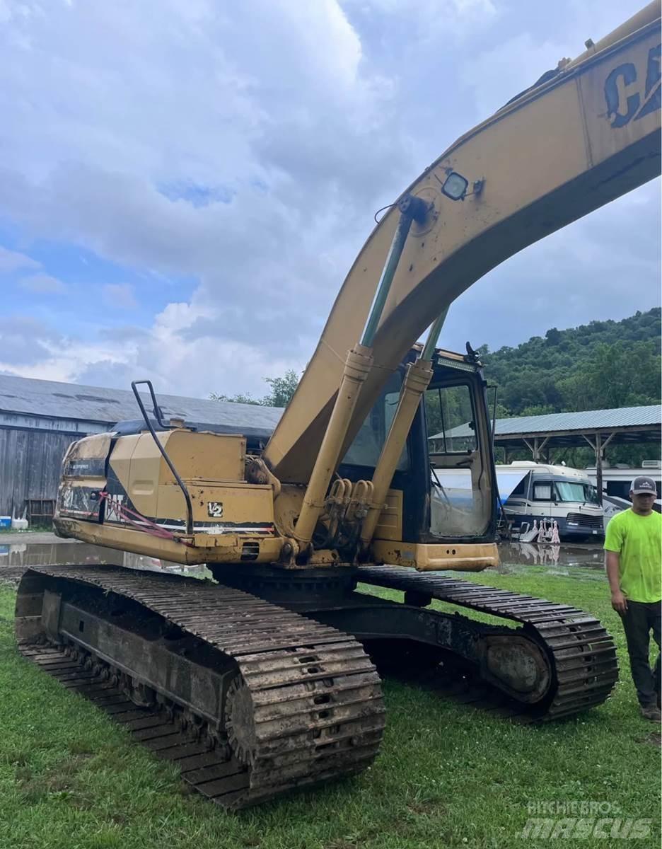 CAT 320L 履带挖掘机