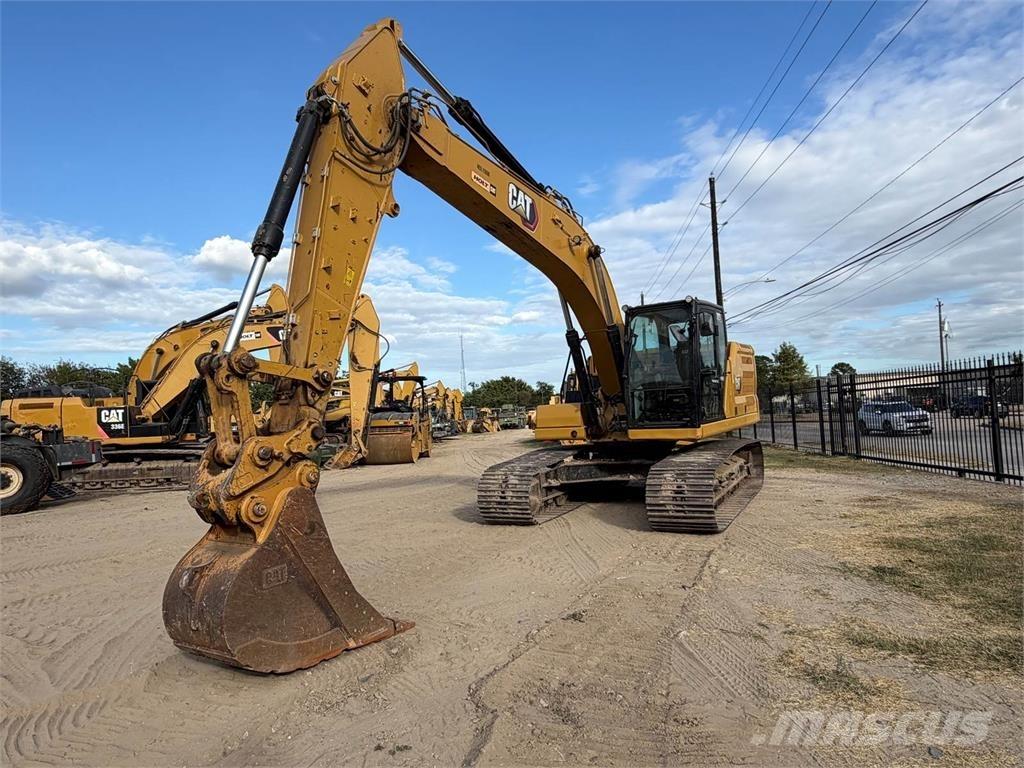 CAT 323 履带挖掘机