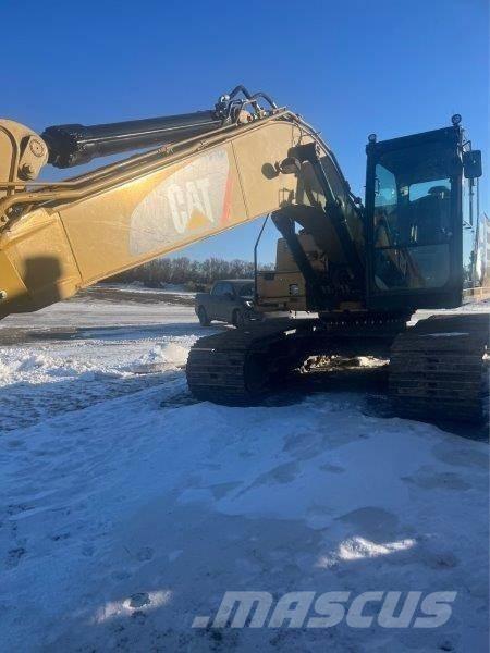CAT 323FL 履带挖掘机
