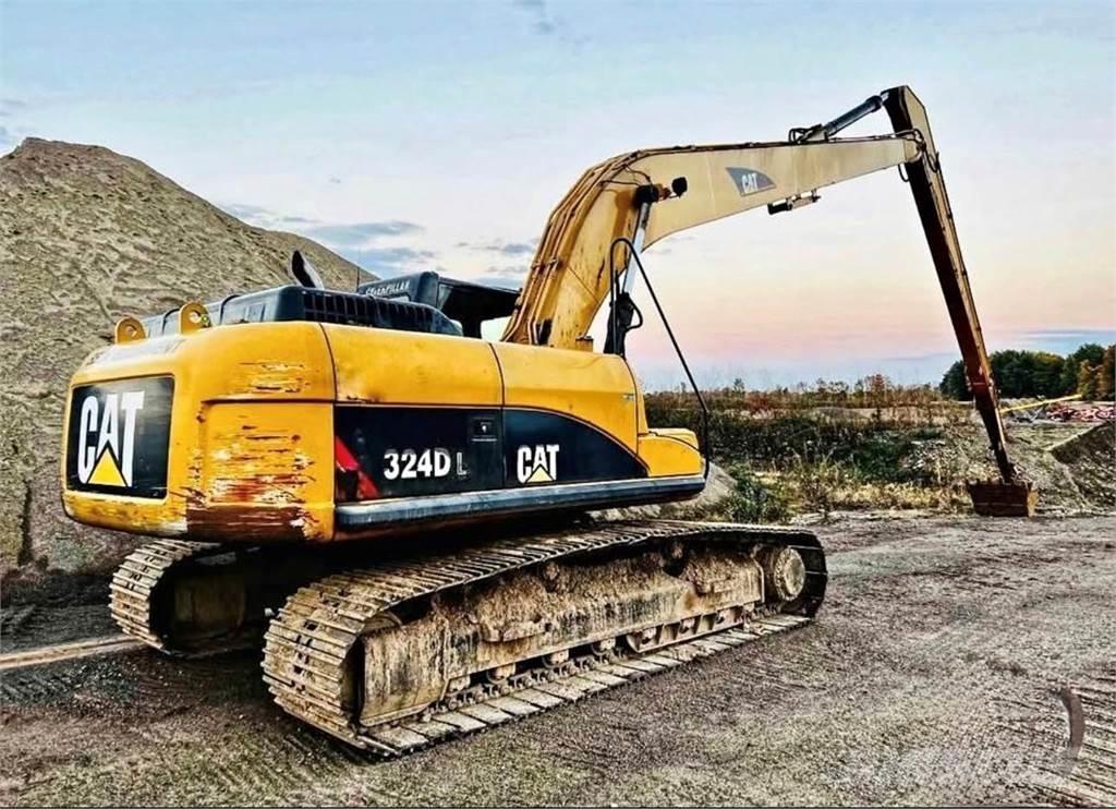 CAT 324DL 履带挖掘机