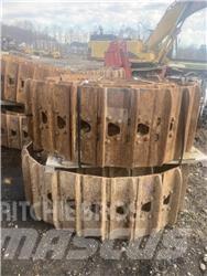 CAT 325 履带、链条和底盘