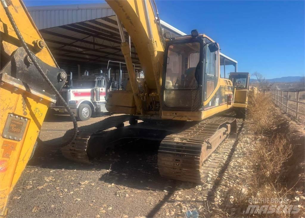 CAT 325L 履带挖掘机