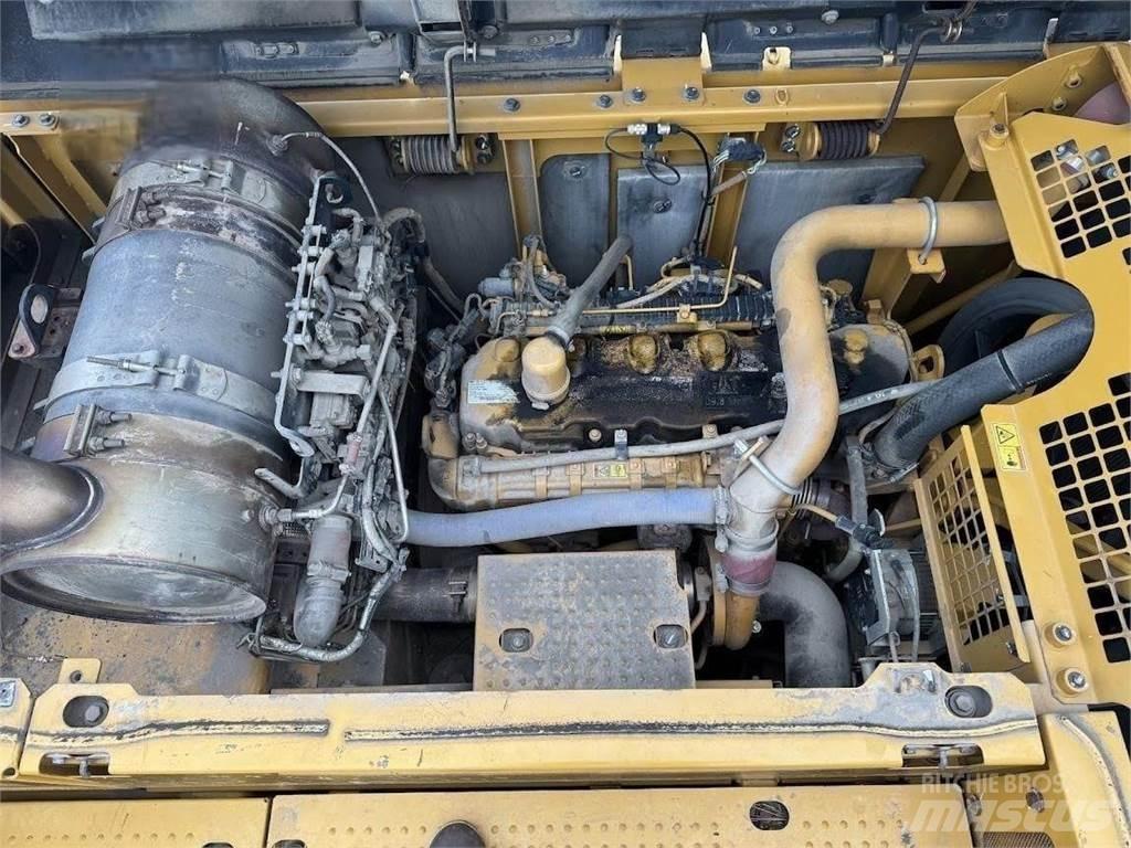 CAT 336EL 履带挖掘机