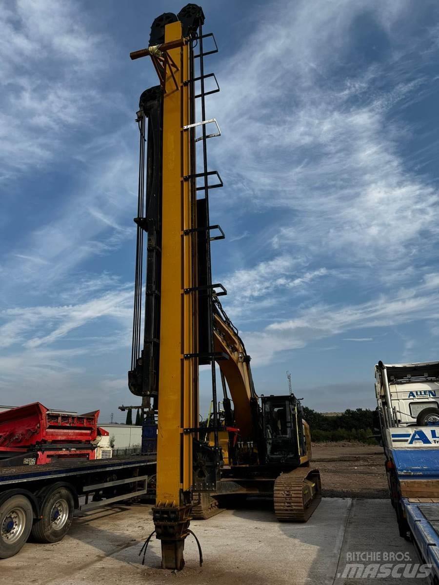 CAT 336FL 履带挖掘机