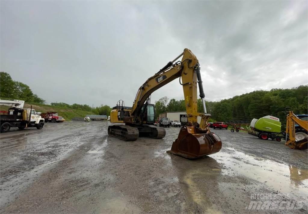 CAT 349E 履带挖掘机