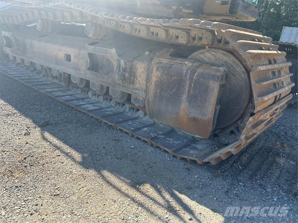 CAT 349FL 履带挖掘机