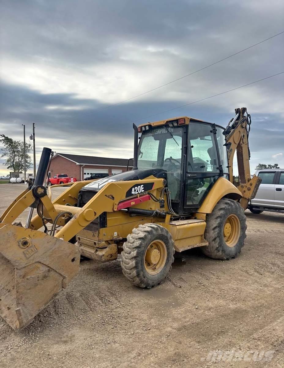 CAT 420E 反铲装载机
