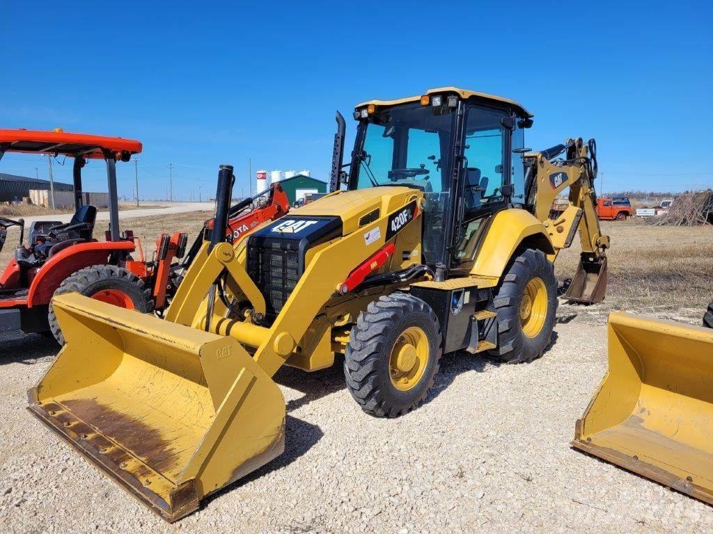 CAT 420F2 反铲装载机