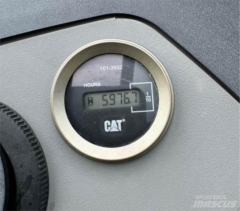 CAT 430E 反铲装载机