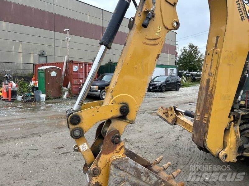 CAT 430F2 反铲装载机