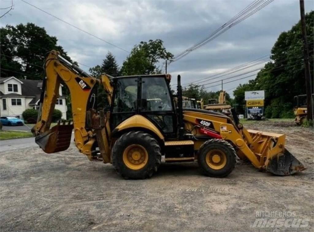 CAT 450F 反铲装载机