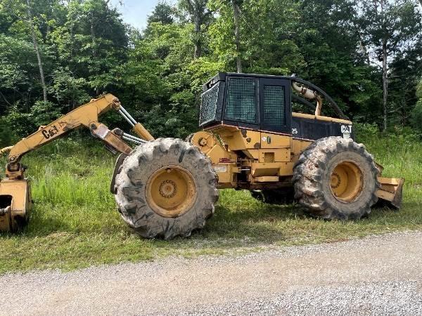 CAT 525 粉碎机