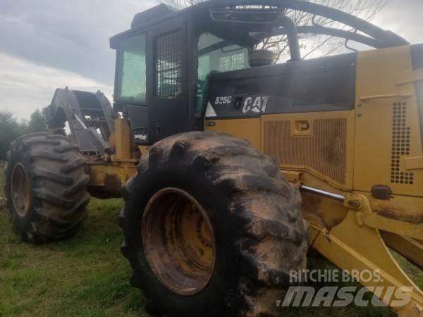 CAT 525C 粉碎机