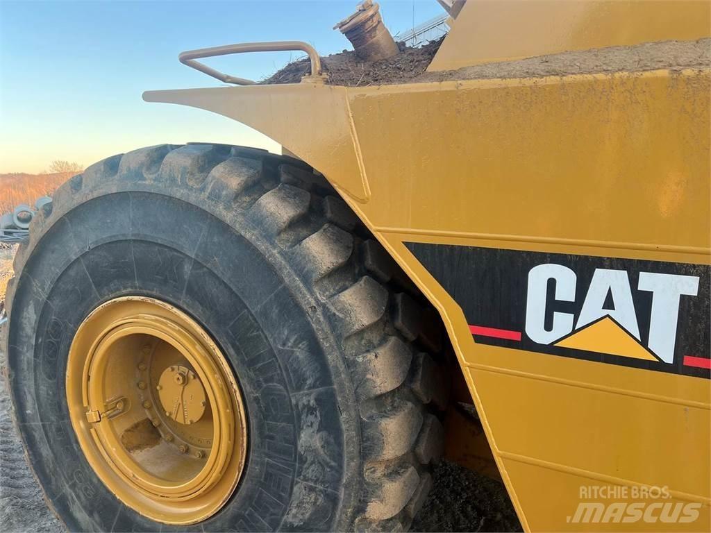 CAT 615C 铲运机