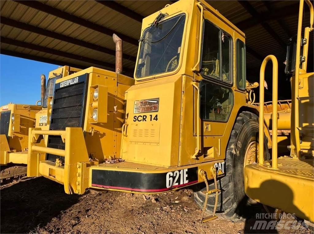 CAT 621E 铲运机