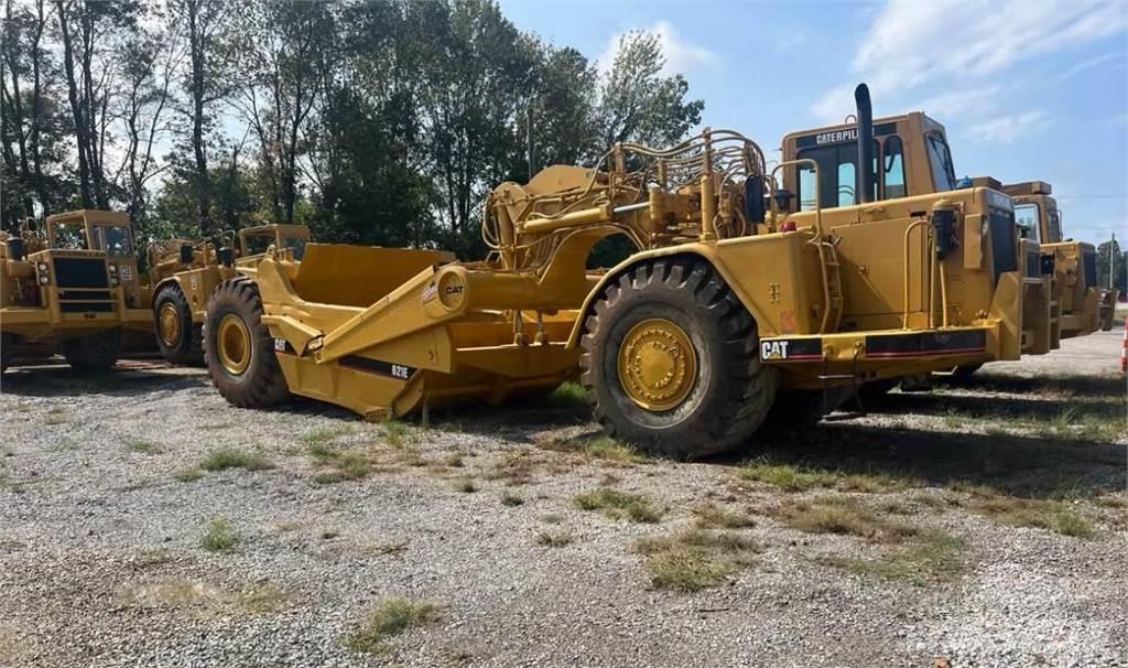 CAT 621E 铲运机