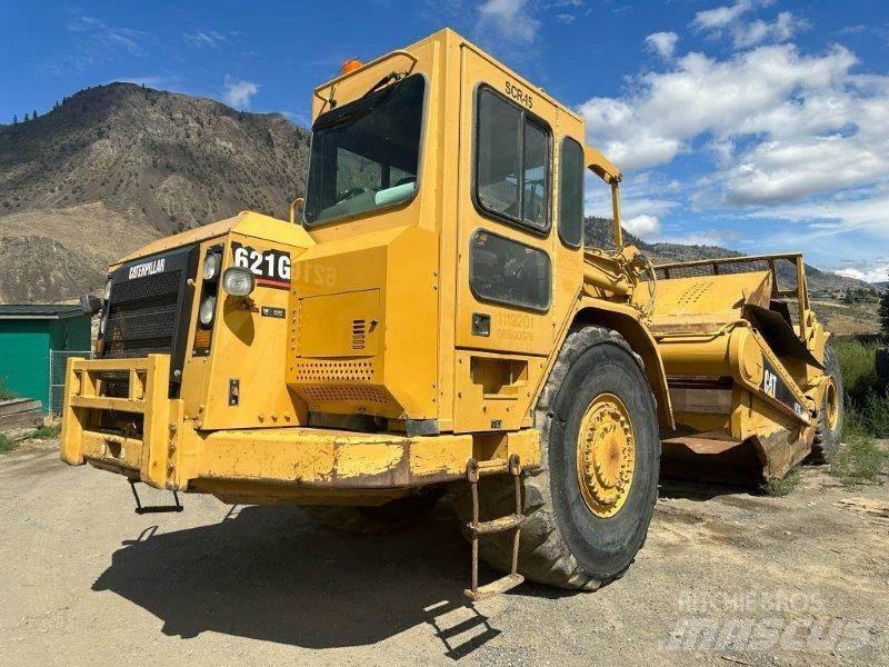 CAT 621G 铲运机