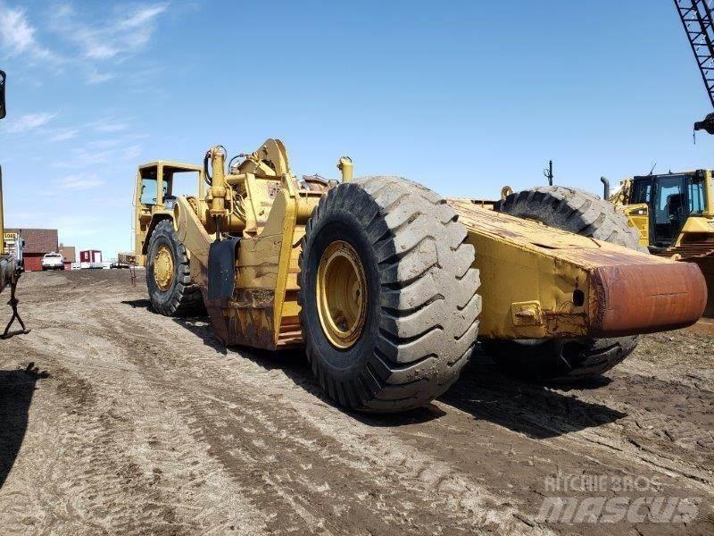 CAT 631D 铲运机