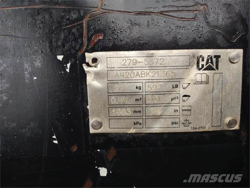 CAT 74 In. 其他组件